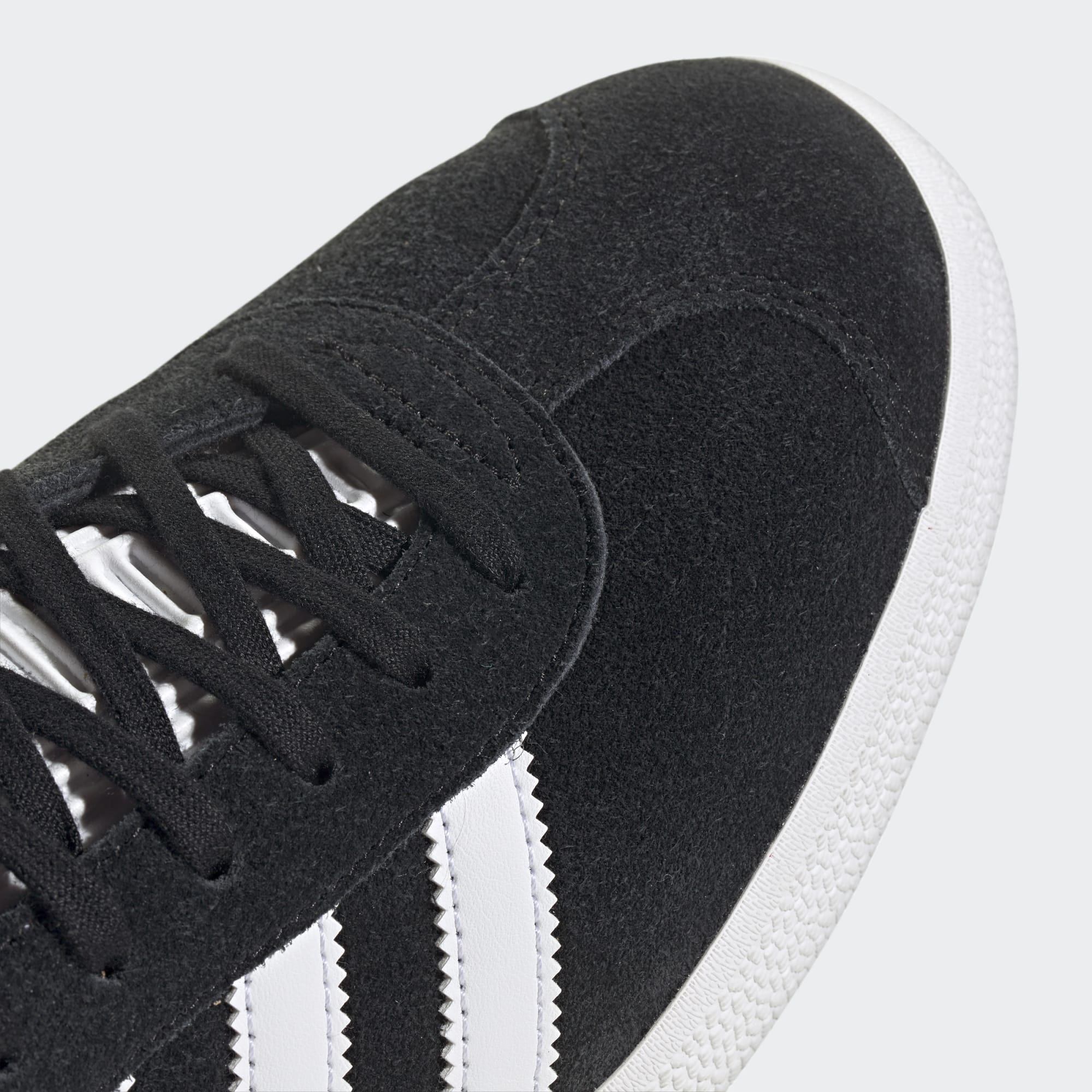 Adidas Men's Gazelle Newcastle United FC Core Black Cloud White Blue JR6353 - Image 5