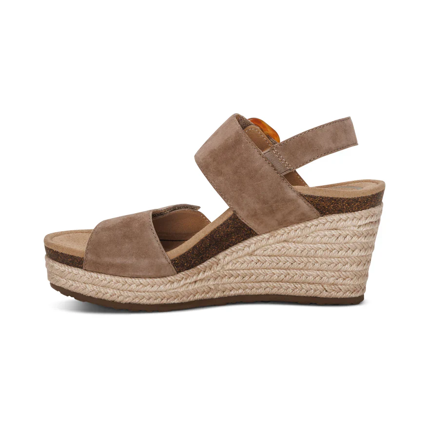 Aetrex Women's Ashley Taupe - Image 3