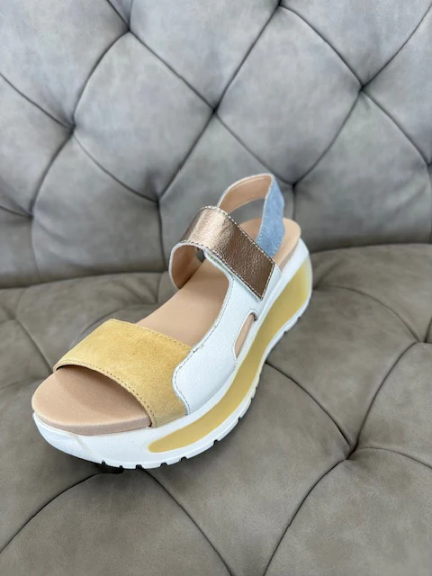 CallagHan Women's Pesca Crema Blanco - Image 3
