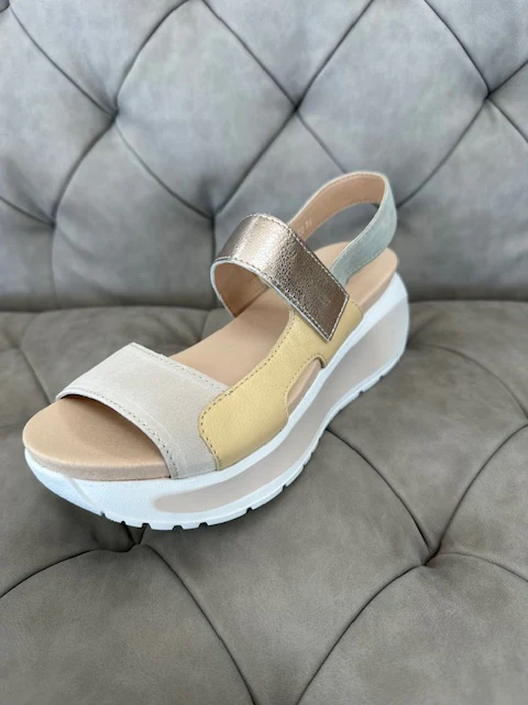 CallagHan Women's Pesca Marfil Crema - Image 3