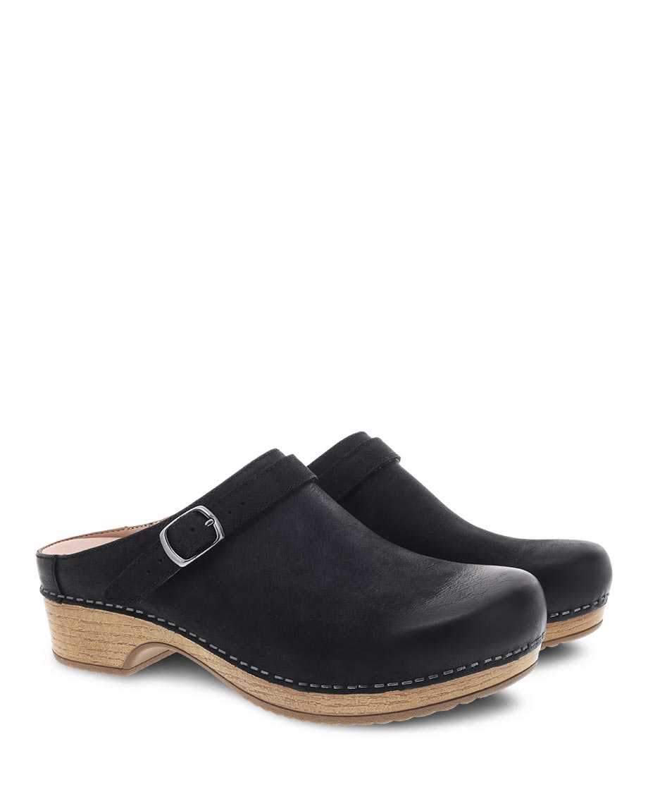 Dansko Women’s Berry Black Clog