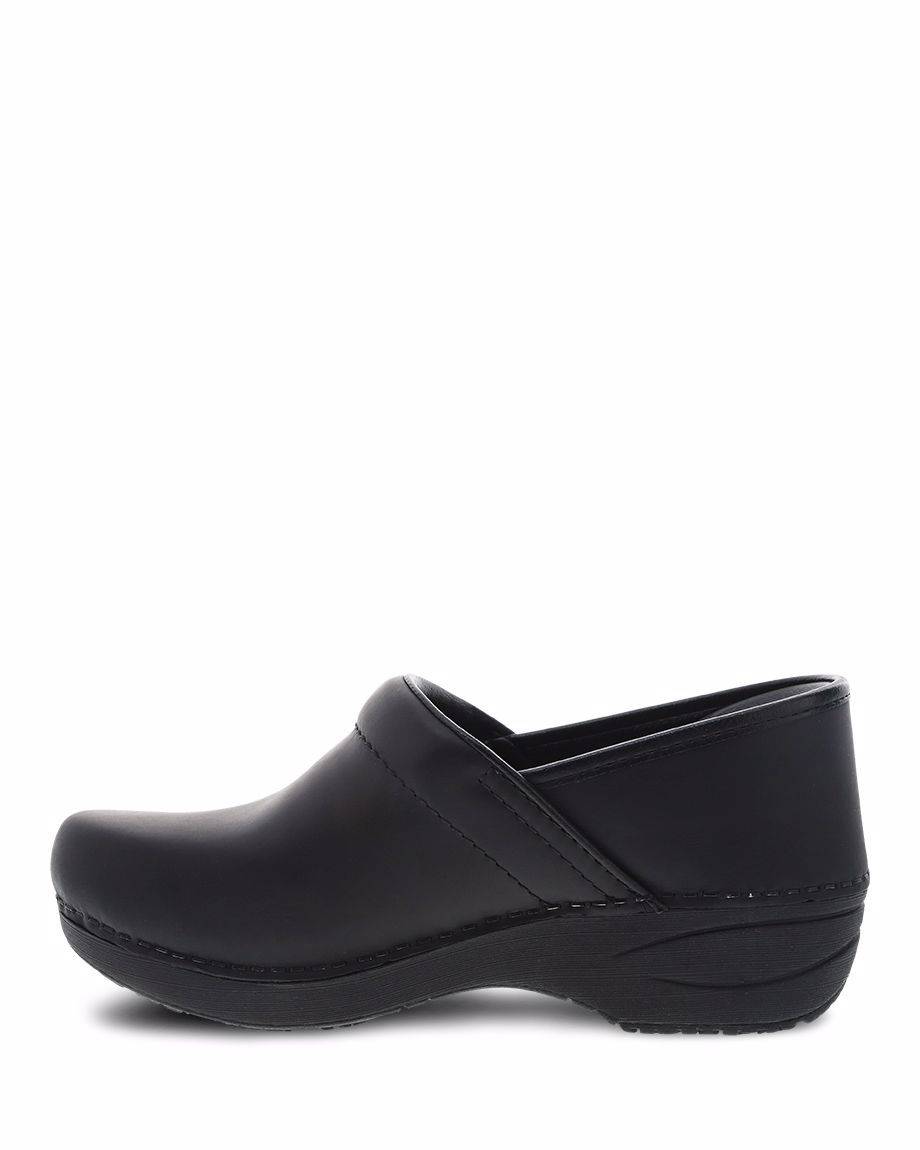Dansko Women's Black XP 2.0 Waterproof Pull Up Clogs - Image 3
