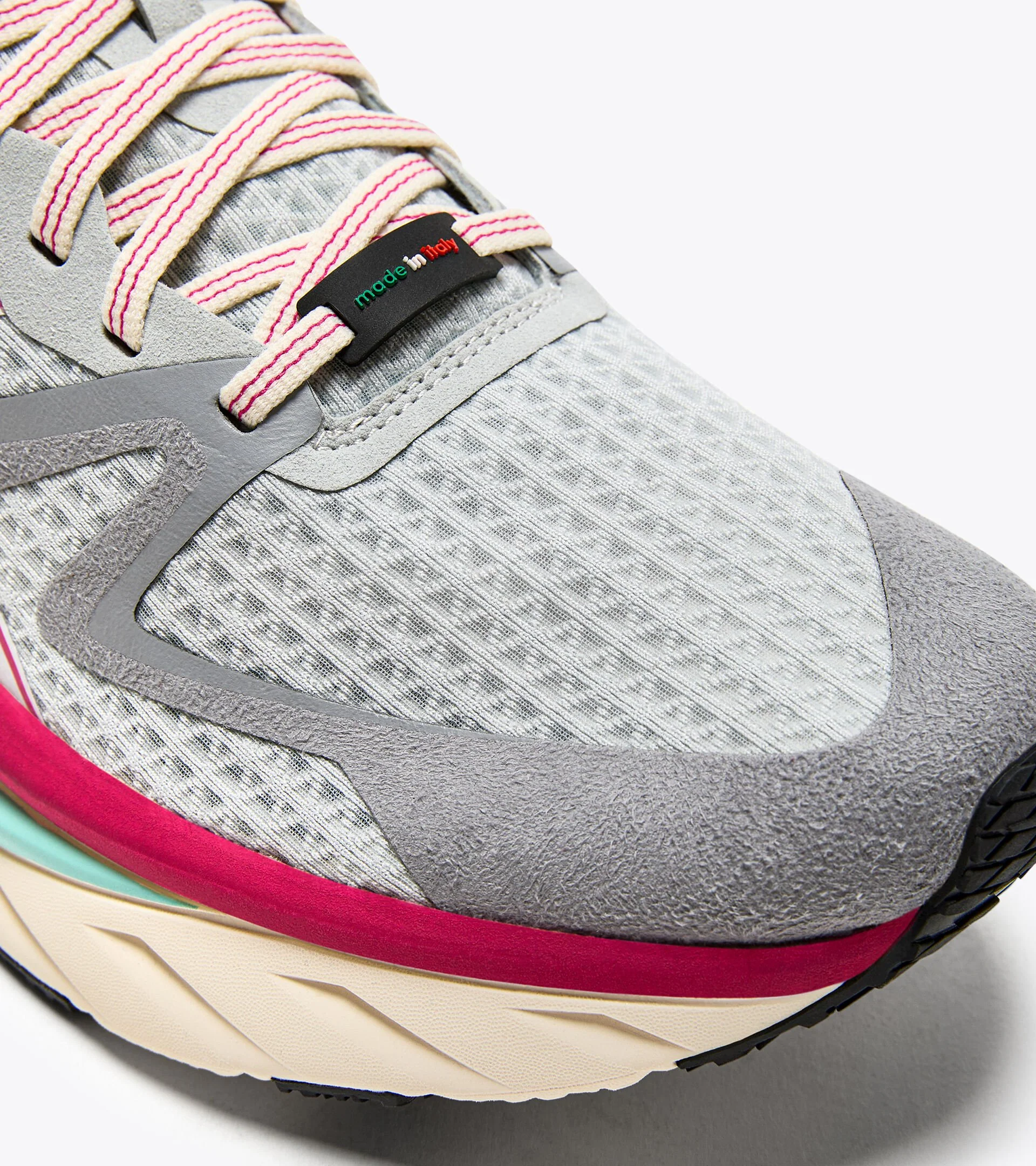 Diadora Women’s Atomo V7000 Silver White Rubin Red - Image 3