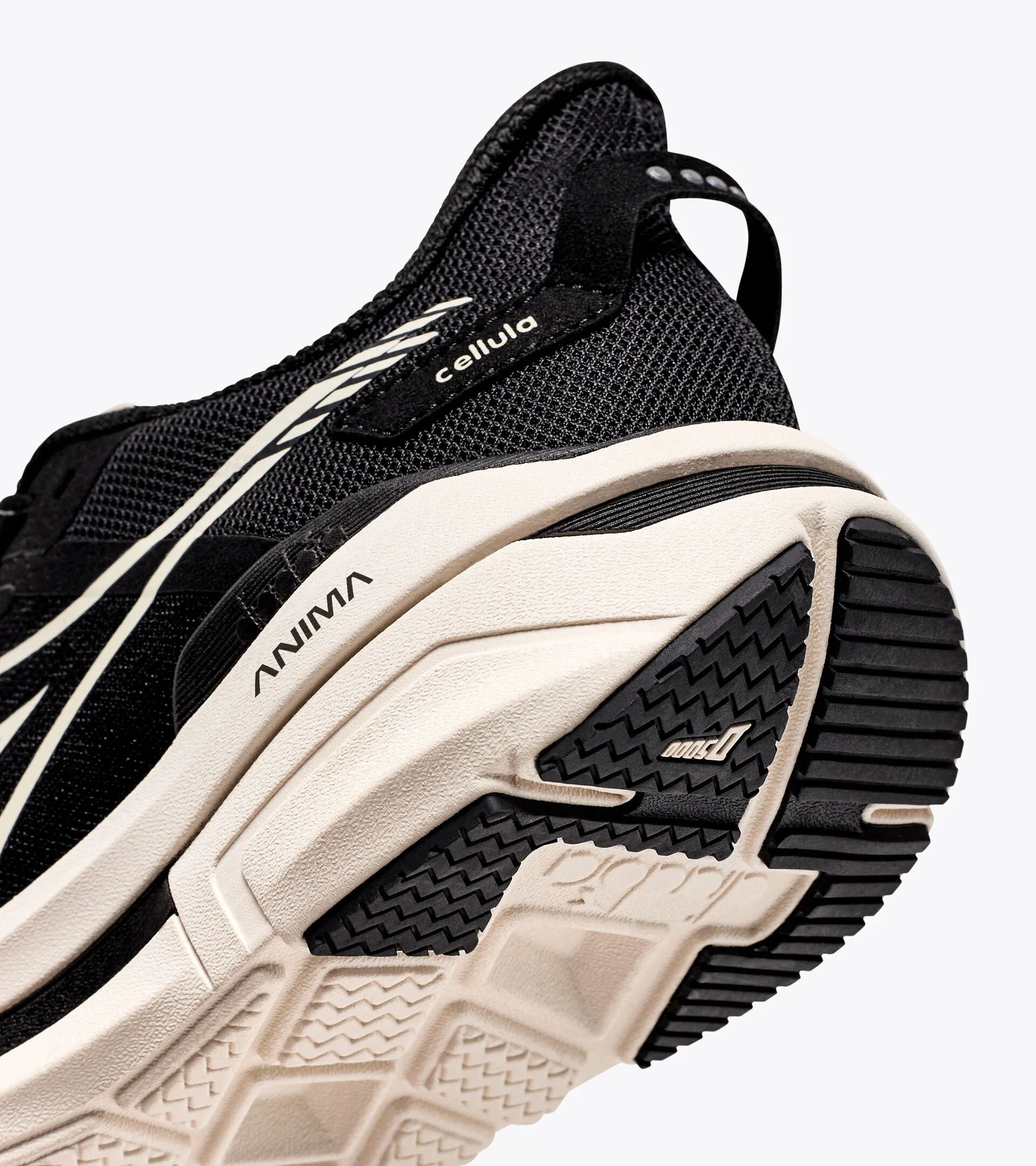 Diadora Women’s Cellula Black Whisper White - Image 5