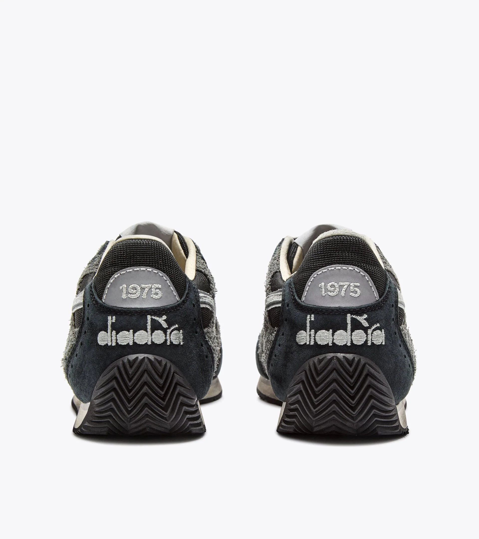 Diadora Heritage Women's Equipe Revenge Used Black - Image 3