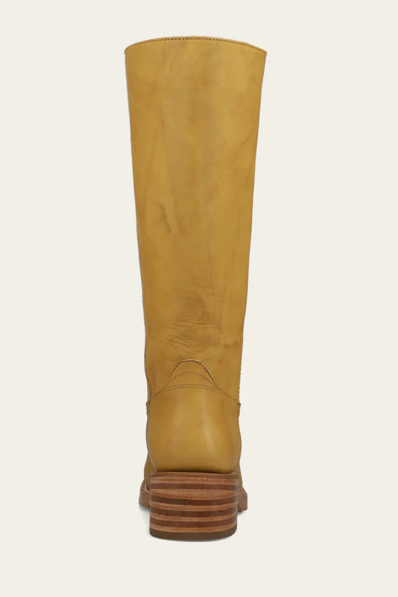 Frye Women's Campus 14L Banana - Image 5