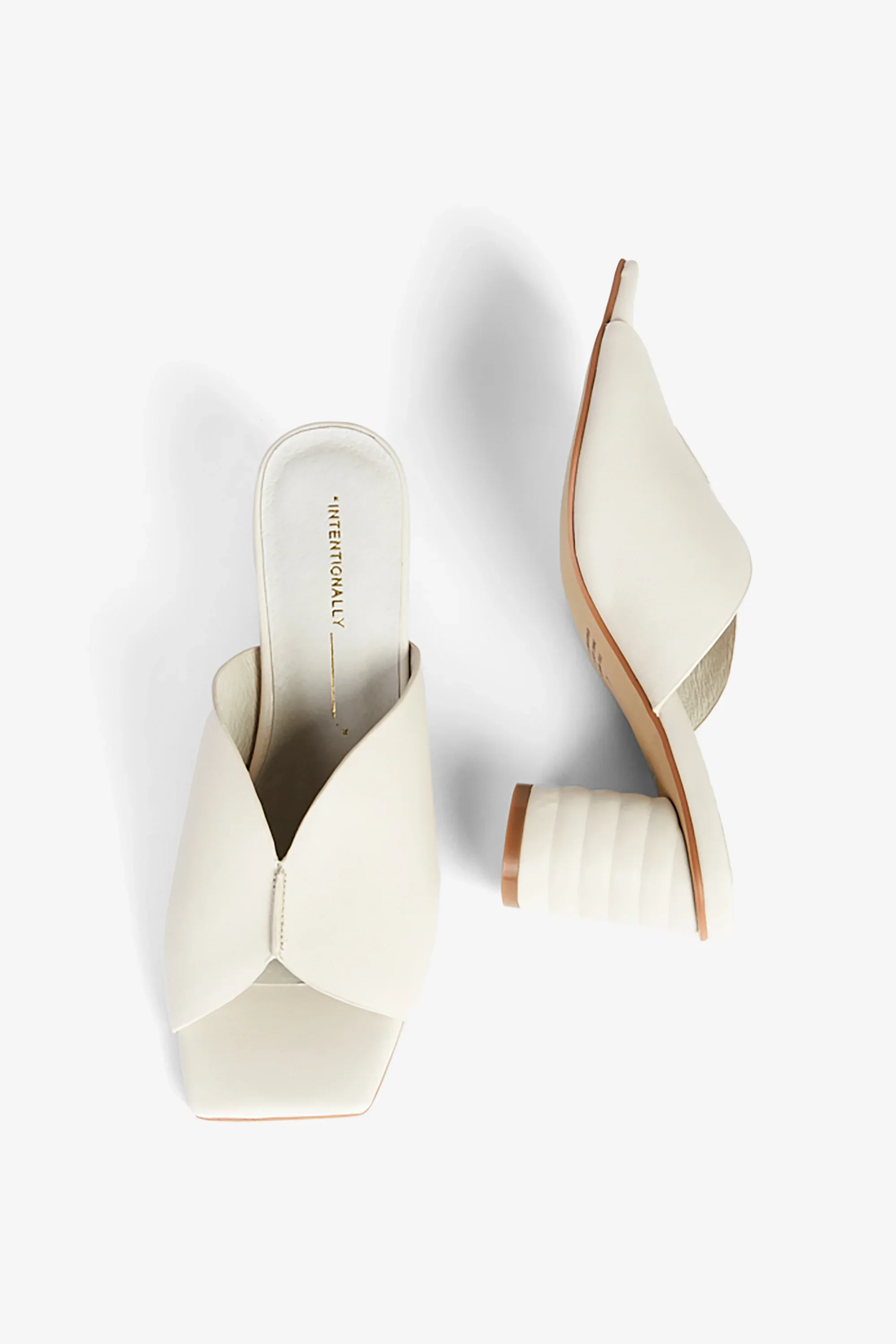 Intentionally Blank Women's Kamika Cream - Image 2