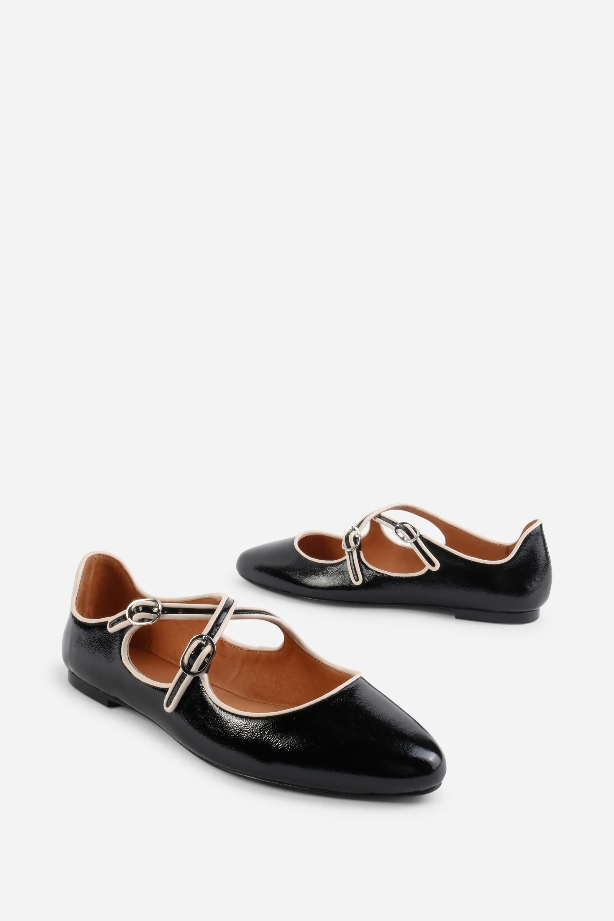 Intentionally Blank Women's Vandam Black - Image 2