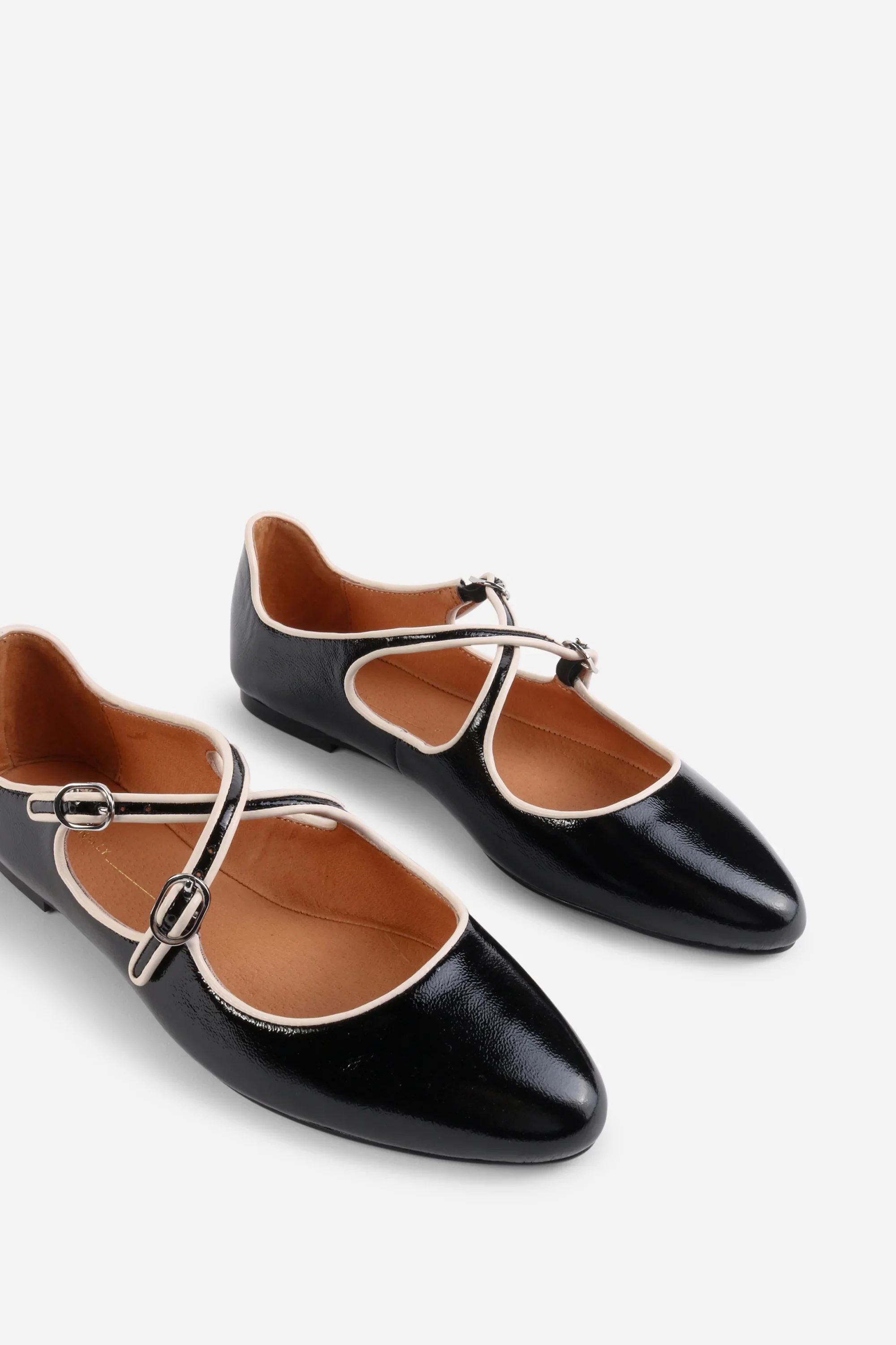 Intentionally Blank Women's Vandam Black - Image 3