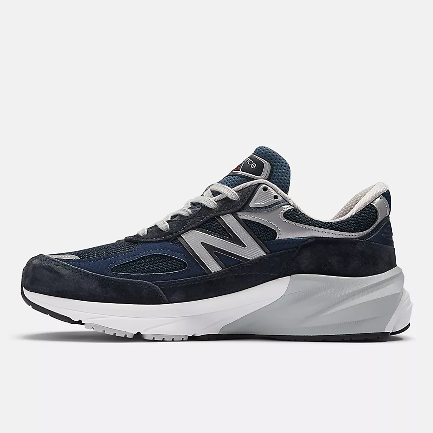 New Balance Men’s M990NV6 Navy with White - Image 2