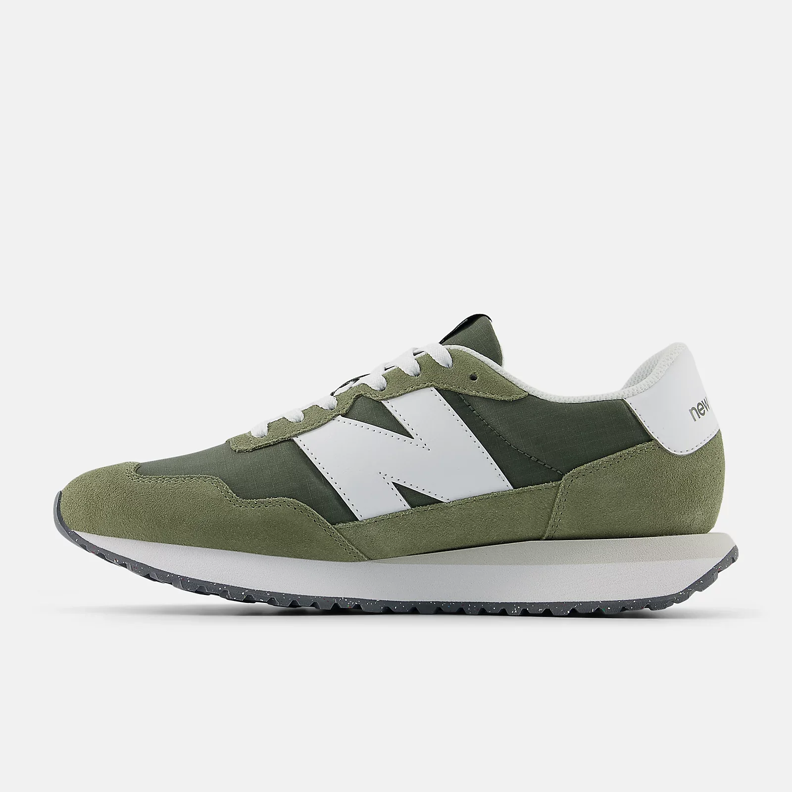 New Balance Men's MS237GR Green White - Image 3
