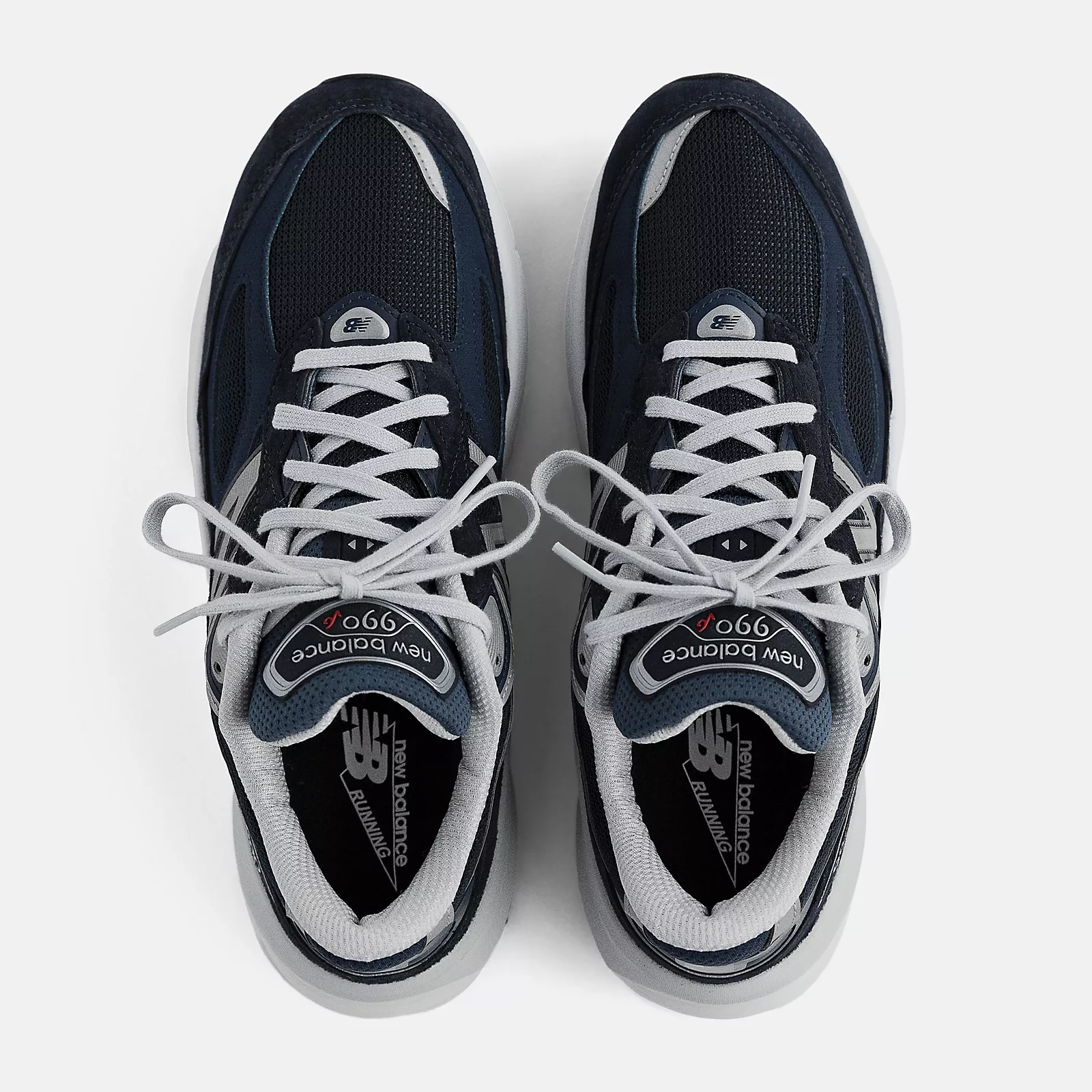 New Balance Women’s W990NV6 Navy with White - Image 3