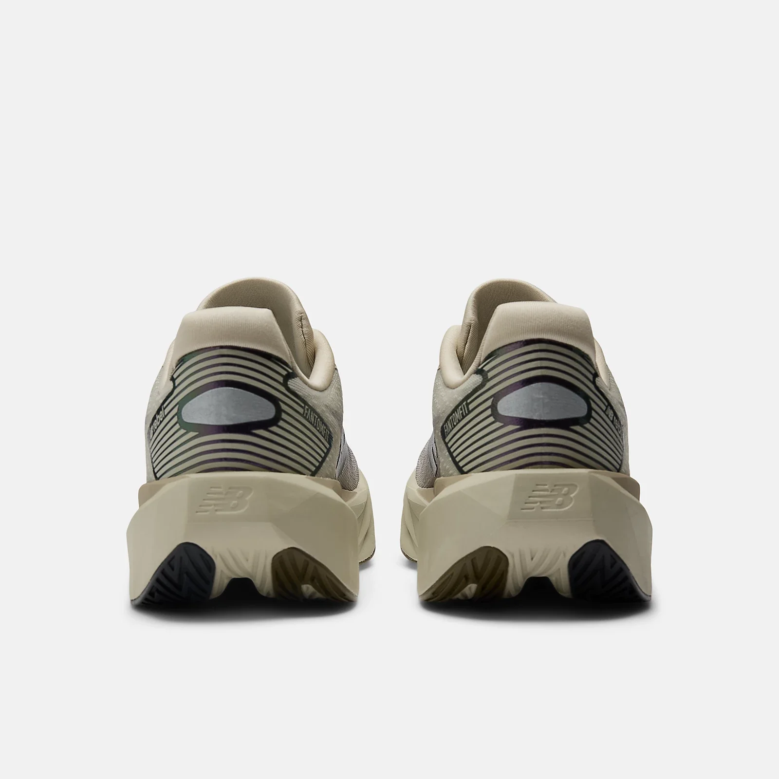 New Balance Women's WFCXPB5 Grey Brown - Image 5