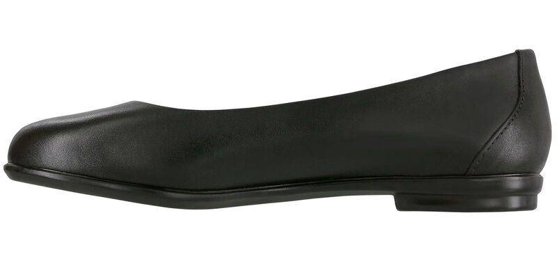 SAS Women's Scenic Black Slip On - Image 2