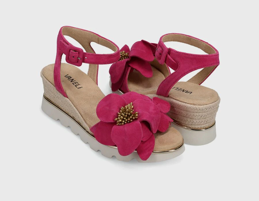 Vaneli Women's Crown Fushia Suede - Image 3